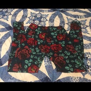 🦋🦋🦋 LulaRoe Leggings - LIKE NEW🦋🦋🦋